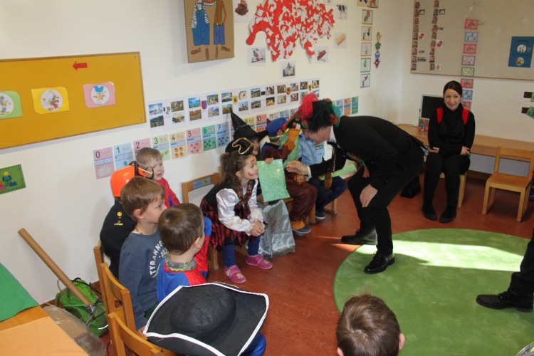 Kindergartenfasnacht_028